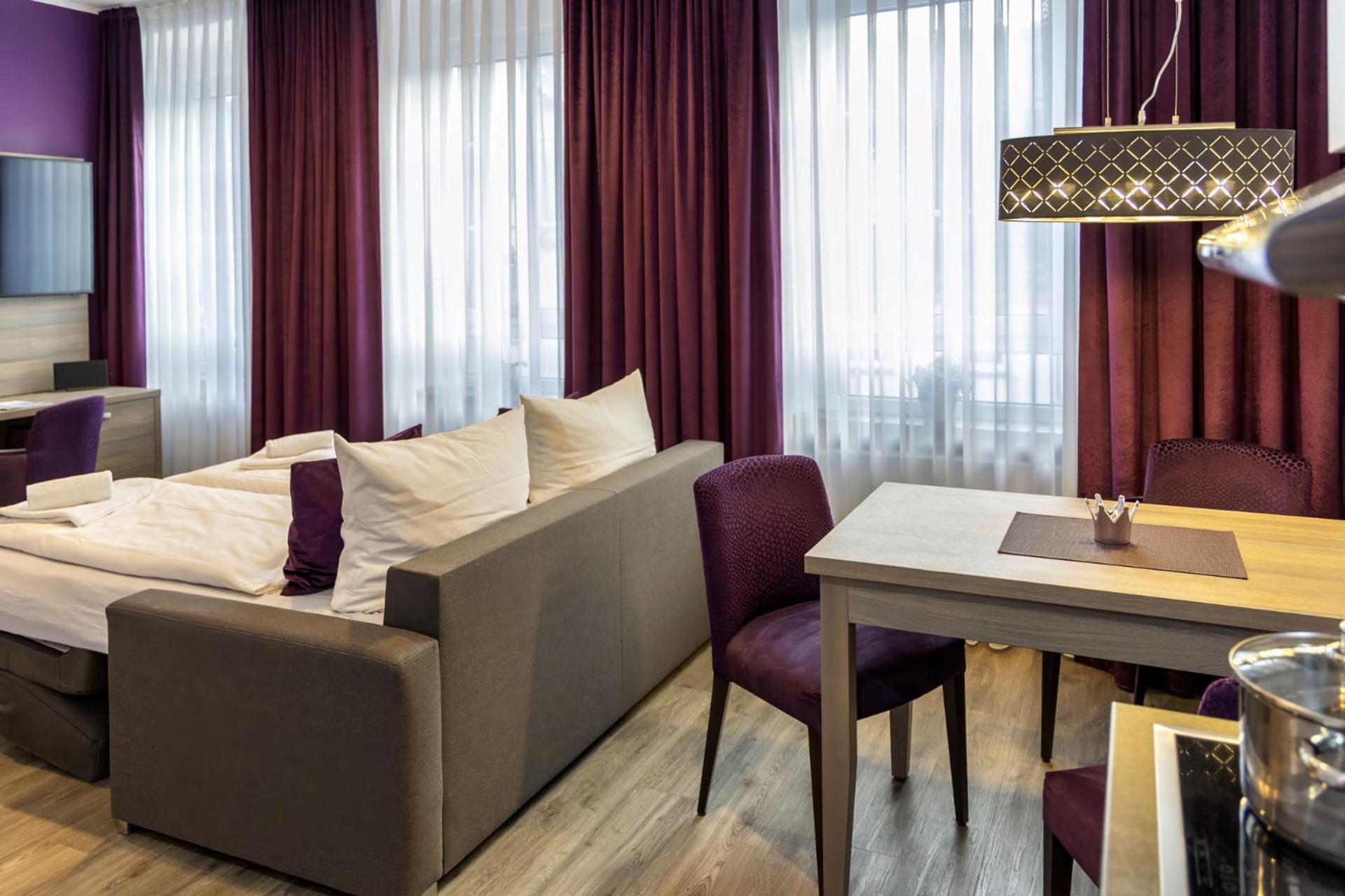 Apartmenthaus Burgenheimat In Rhens Bei Koblenz ภายนอก รูปภาพ