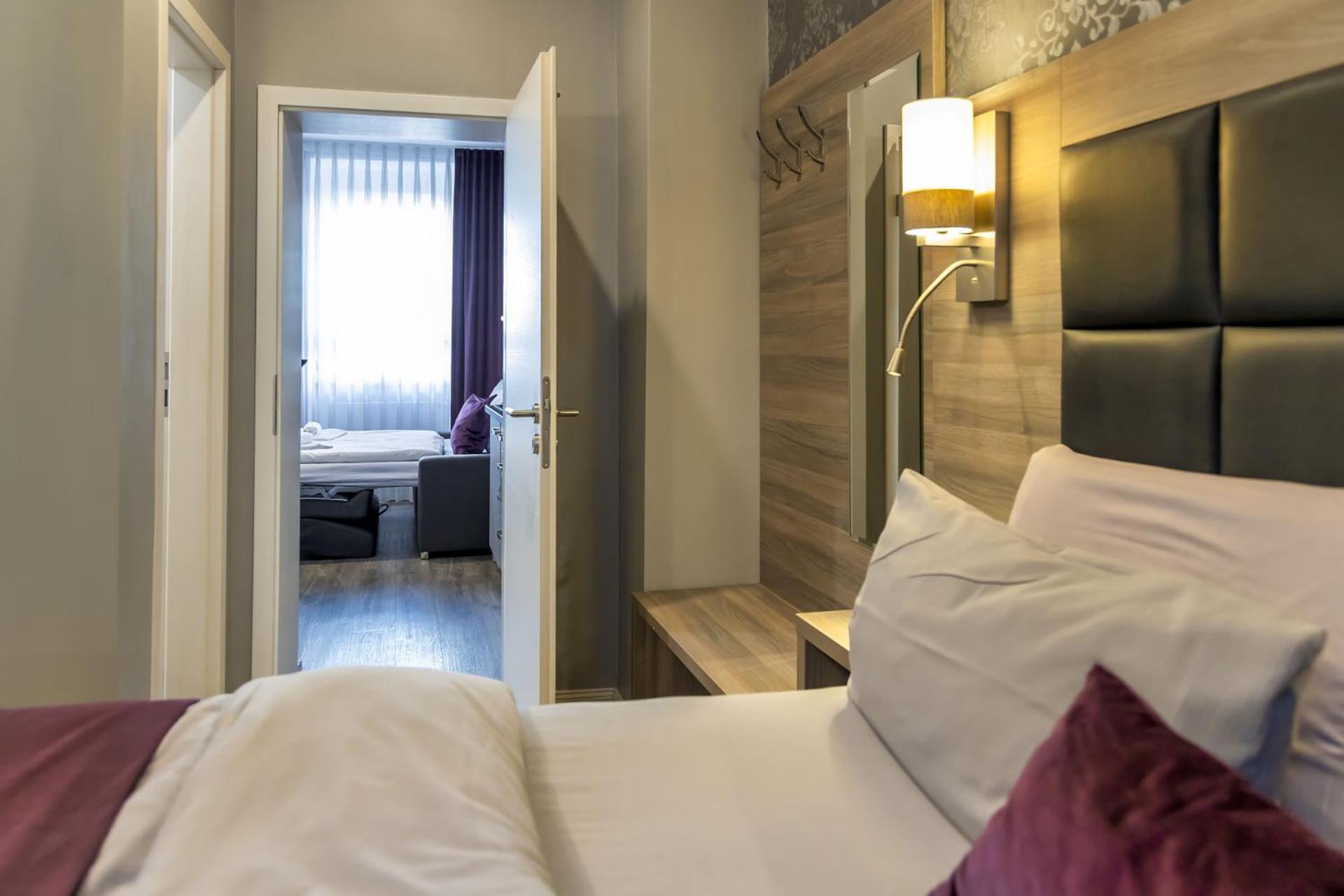 Apartmenthaus Burgenheimat In Rhens Bei Koblenz ภายนอก รูปภาพ