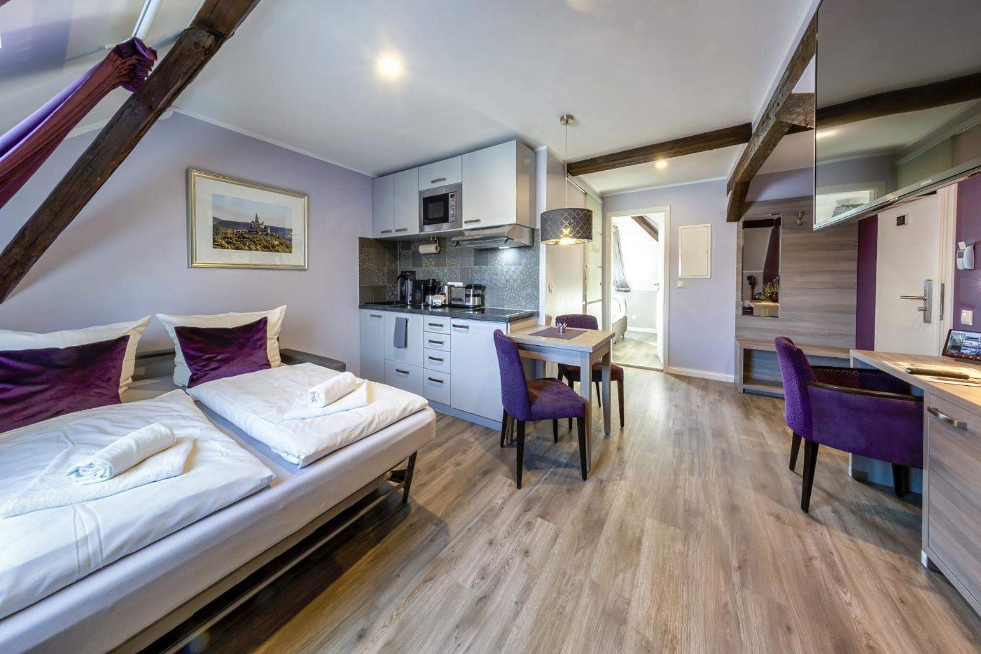 Apartmenthaus Burgenheimat In Rhens Bei Koblenz ภายนอก รูปภาพ