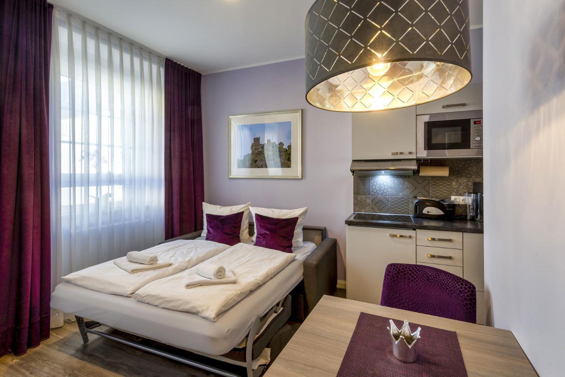 Apartmenthaus Burgenheimat In Rhens Bei Koblenz ภายนอก รูปภาพ