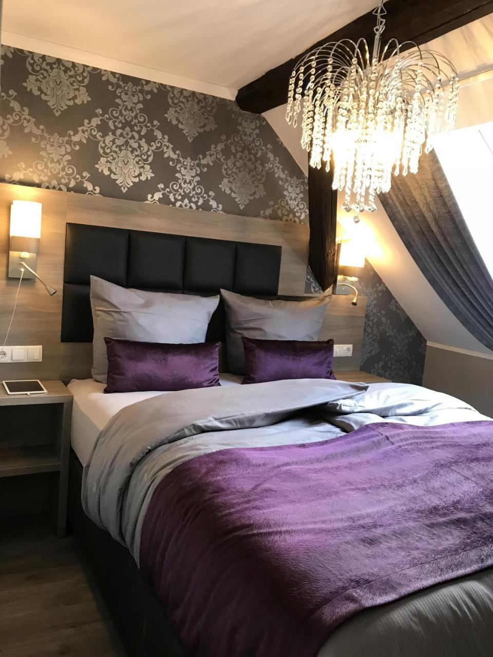 Apartmenthaus Burgenheimat In Rhens Bei Koblenz ภายนอก รูปภาพ