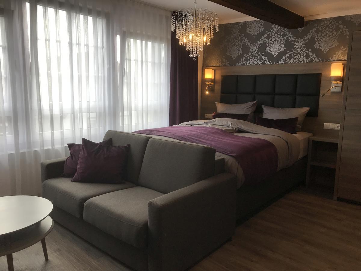 Apartmenthaus Burgenheimat In Rhens Bei Koblenz ภายนอก รูปภาพ