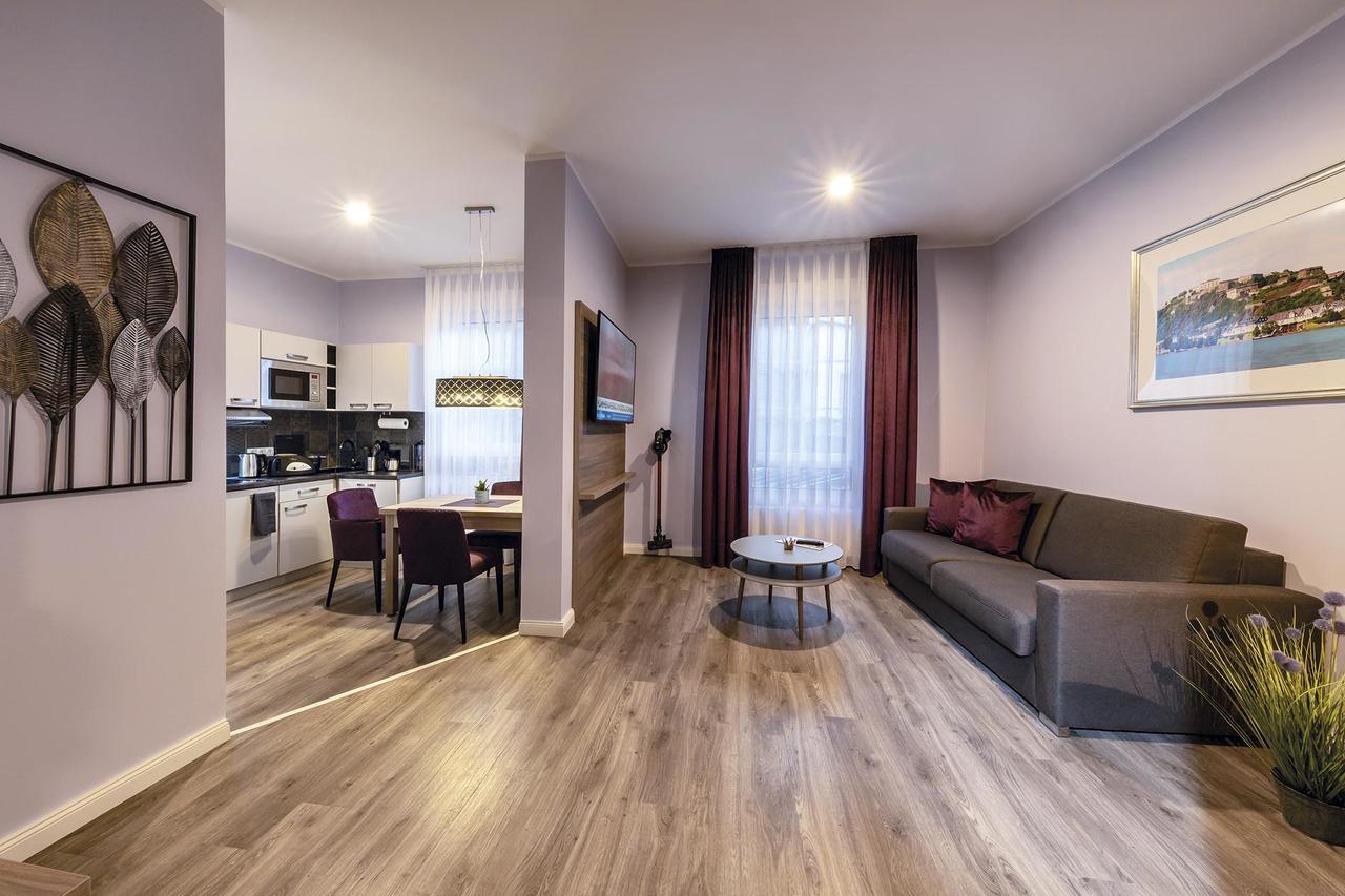 Apartmenthaus Burgenheimat In Rhens Bei Koblenz ภายนอก รูปภาพ